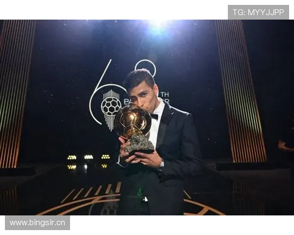罗德里：欧冠、英超、欧洲杯与金球奖的荣誉收割机