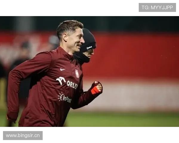 莱万多夫斯基欧冠高强度战中的进球效率解析