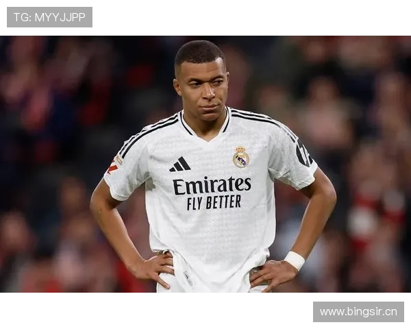 姆巴佩特权需求对球队管理的平衡挑战分析 姆巴佩特权需求对球队管理的平衡挑战分析