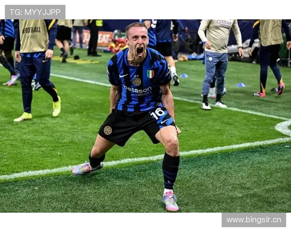 那不勒斯冠军后进入重建期，阵容调整与竞技稳定性面临考验。